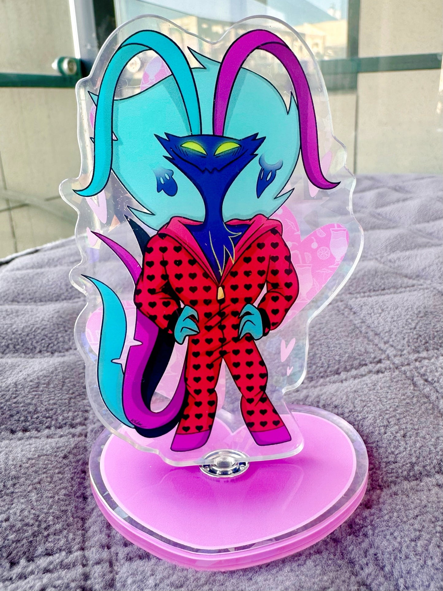 Sleepy Rotating Standee’s